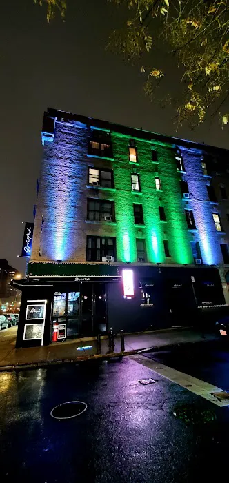 glitch bar and grill Picture 3