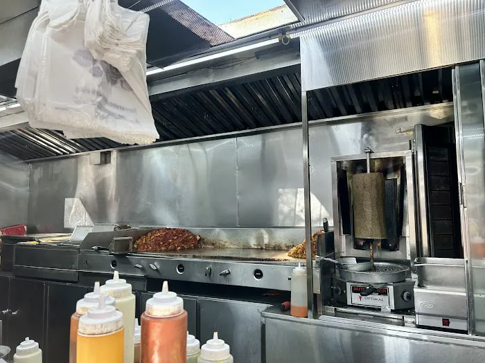 Habibi Halal Express Picture 1