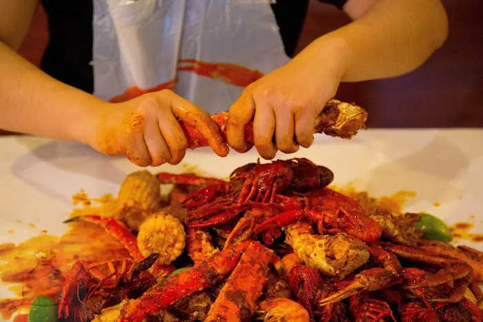 Bobo’s Wing & Seafood (Jerome Park) Picture 3