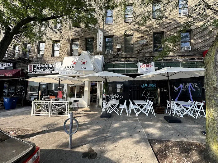 Bobo’s Wing & Seafood (Jerome Park) Picture 1