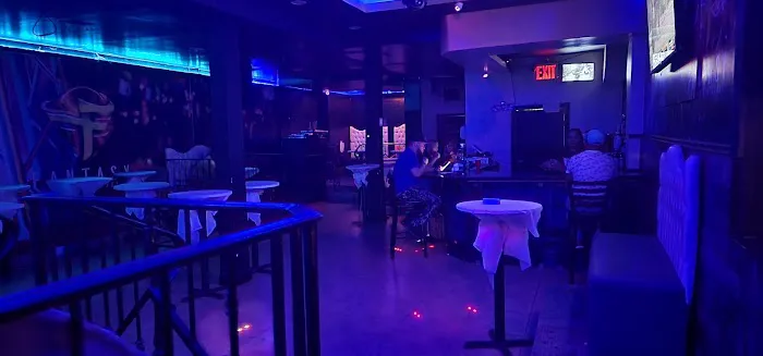 Fantasy Bar & Restaurant Picture 4