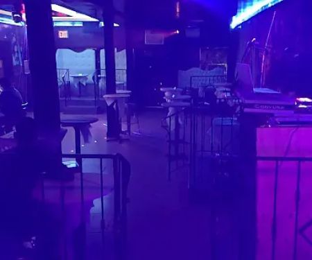 Fantasy Bar & Restaurant