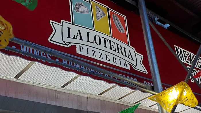 La Loteria Pizzeria Picture 3