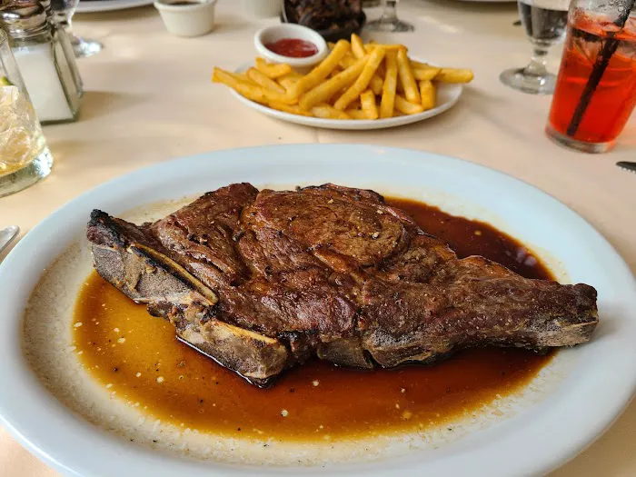 Jake’s Steakhouse Picture 4