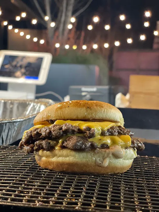 Bronx Burger co. Picture 5