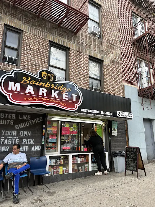 Bainbridge Market Picture 3