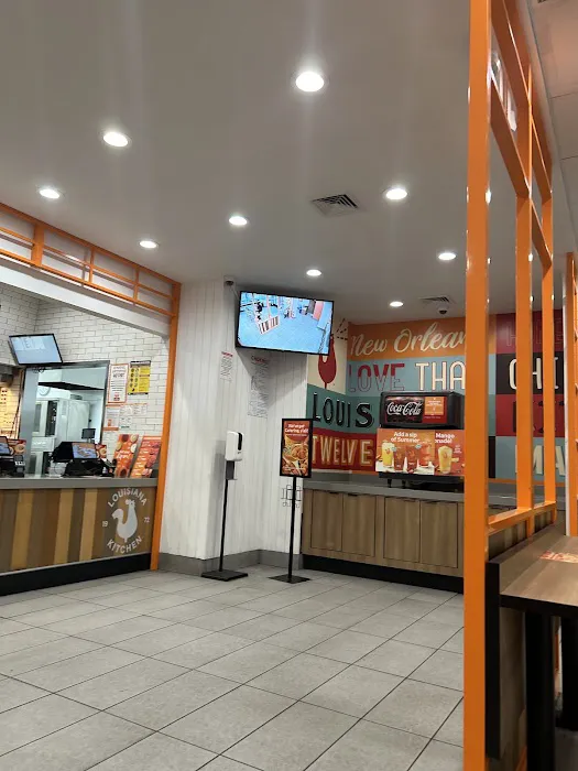 Popeyes Louisiana Kitchen Picture 2