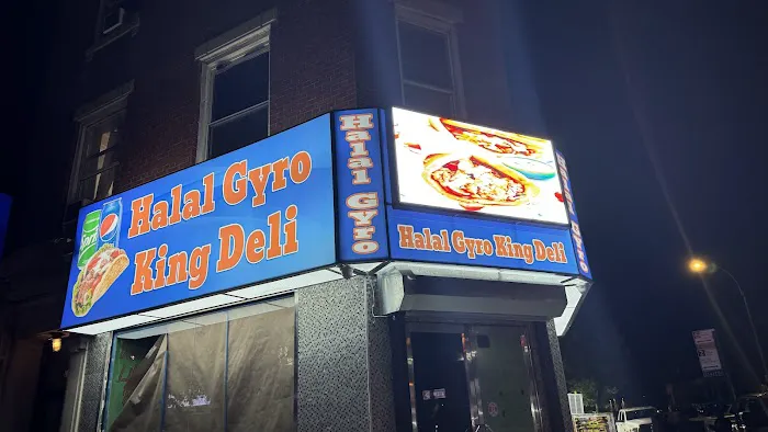 Halal Gyro King Deli Picture 2