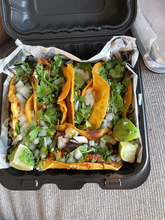 Los Locos Tacos Picture 2