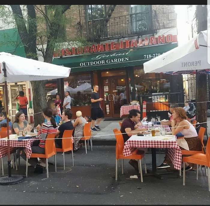 Moise's Restaurant Picture 6