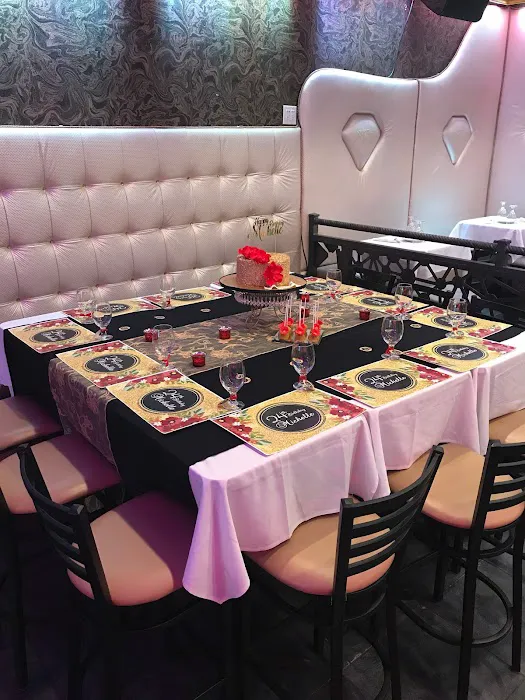 Krystal Bar & Lounge Picture 3