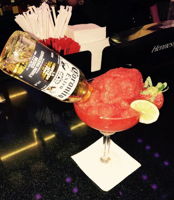 Krystal Bar & Lounge Picture 4