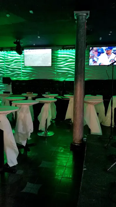 27 Sport Bar & Cafe Picture 6