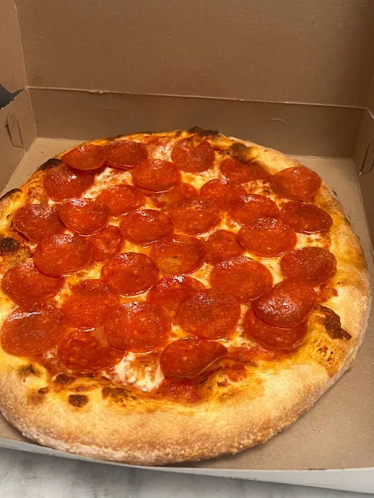 Tigres Pizza Picture 3