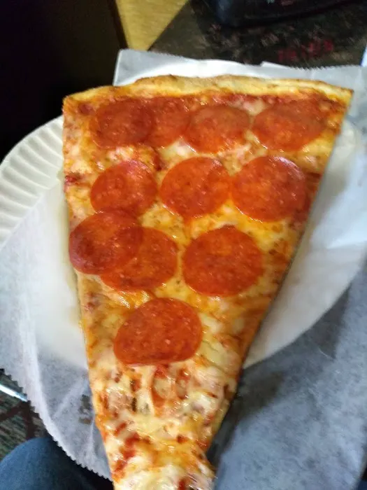 Lona's Pizza Picture 4