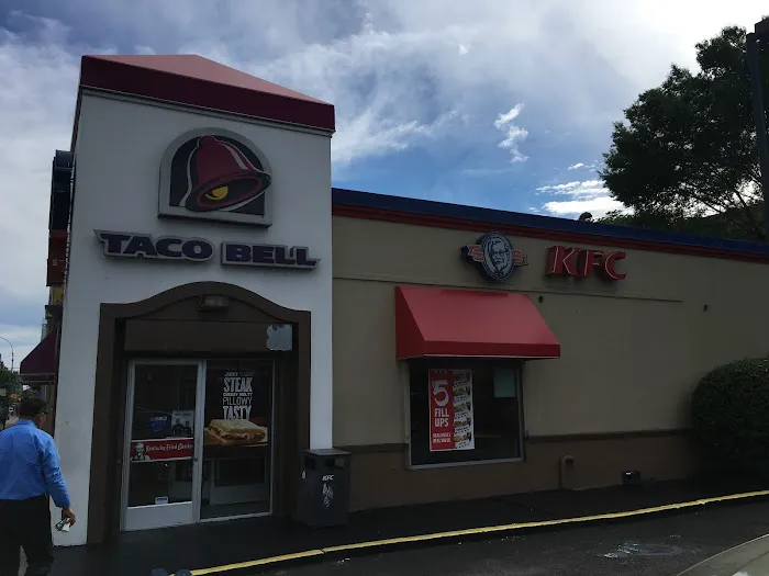 Taco Bell / KFC Picture 1
