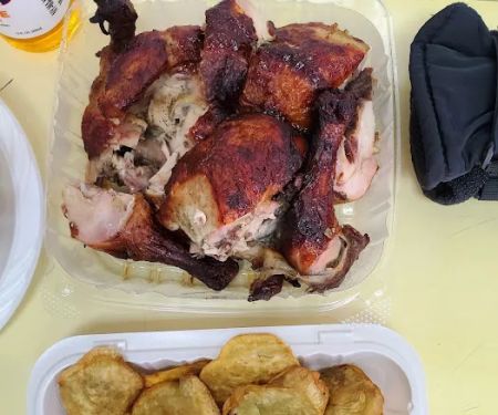 Johnny's Fried Chicken & Comida Hispana