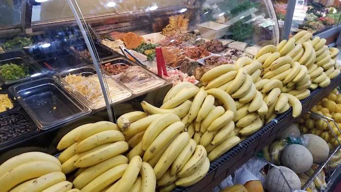 Local Bodega Picture 4