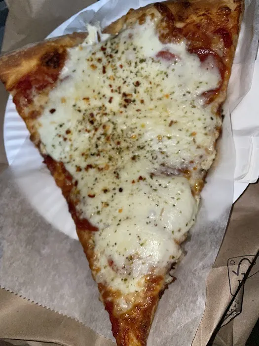 M & R Pizza Picture 6