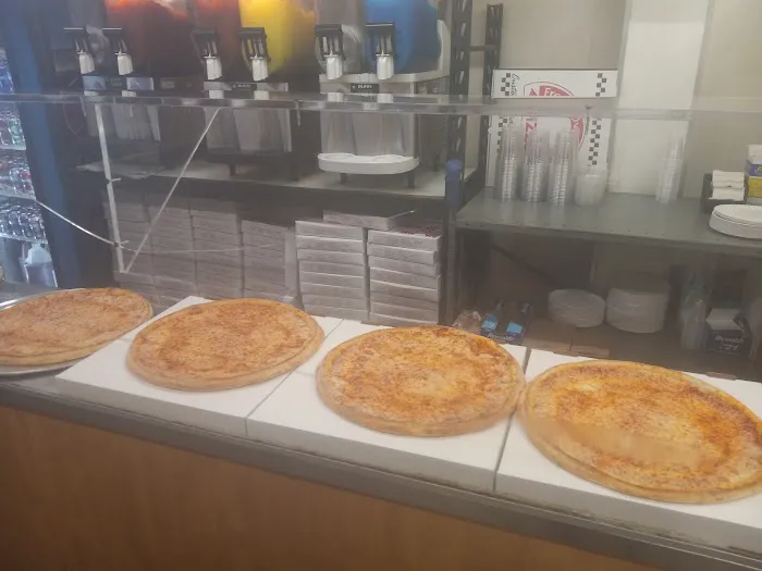 $1 Slice Pizza Picture 4