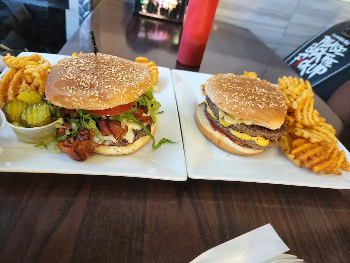 5 Star Pizza Pasta & Burgers Picture 7