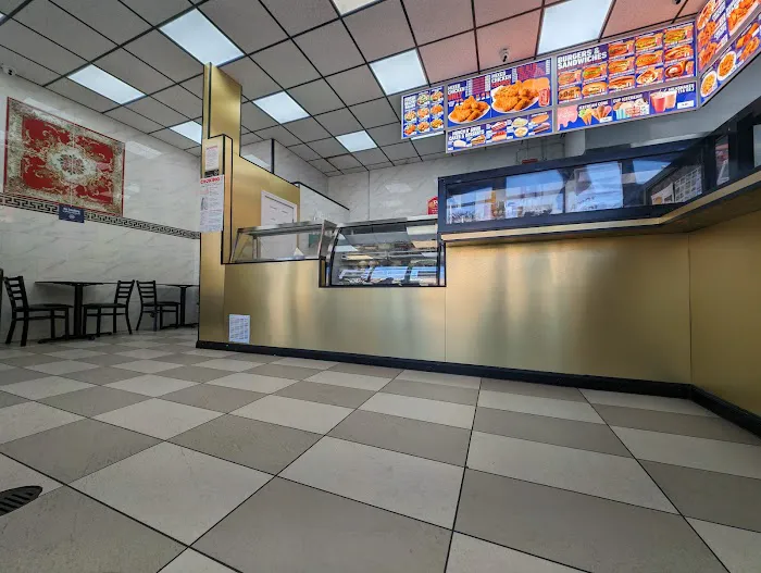 Munch-N-Grub Chicken Picture 4