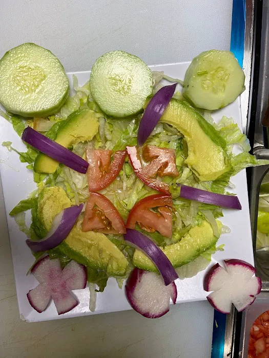 Tacos El Coyote Picture 6