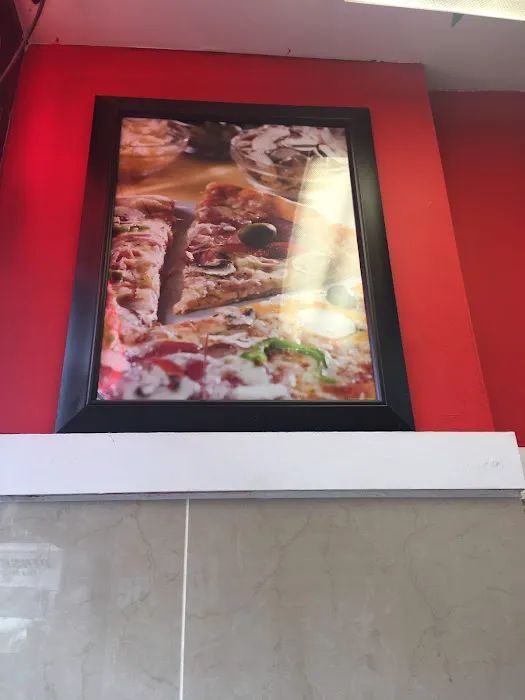 Big Cheese Pizza Picture 7