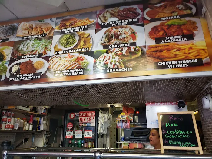 Alex's Tacos Picture 3
