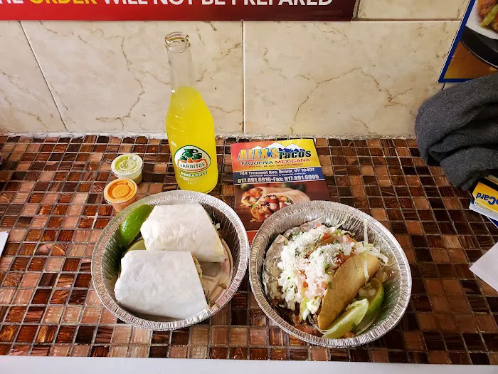 Alex's Tacos Picture 5