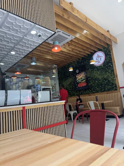 Ace Shawarma & Burgers Picture 3
