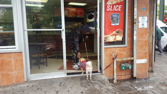 Corner Pizza Picture 9