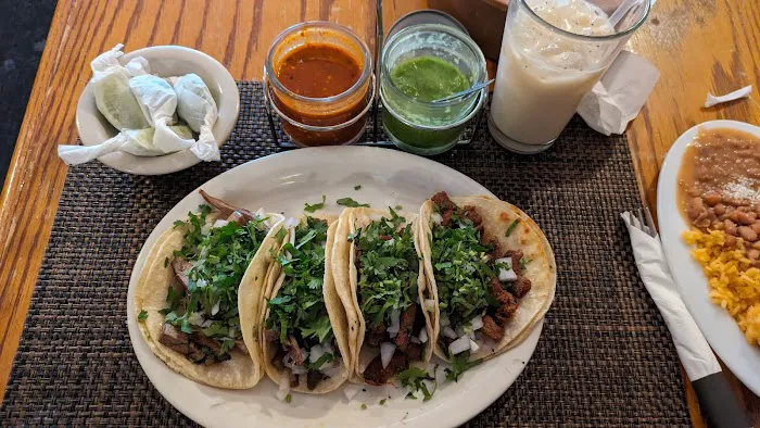 Queen of Tacos Picture 3