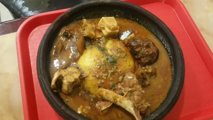 Sanbra Door Restaurant Picture 1