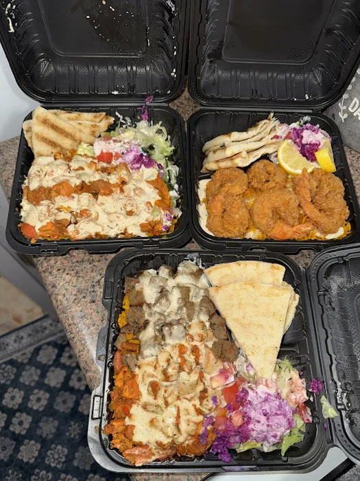 Blazin Chicken & Gyro Picture 3