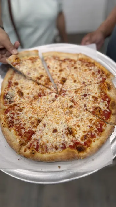 Tiago’s Pizza Picture 3