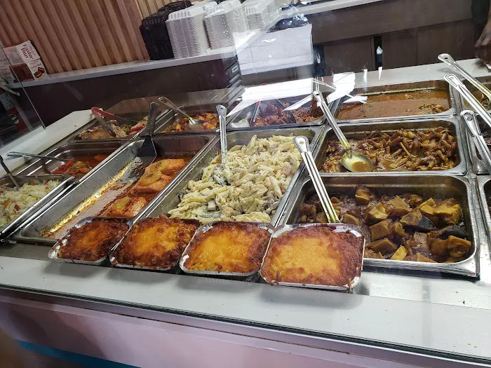 Golden Krust Caribbean Restaurant Picture 4