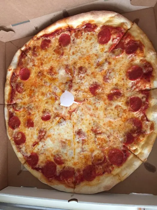 Giovanni's Pizza Picture 6