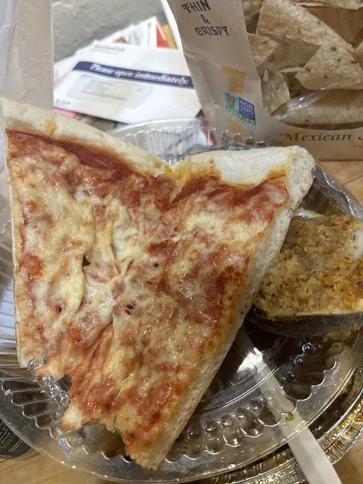 Giovanni's Pizza Picture 1