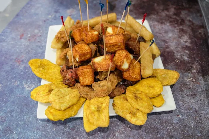 Lechonera Pollo Sabroso Restaurant Picture 1