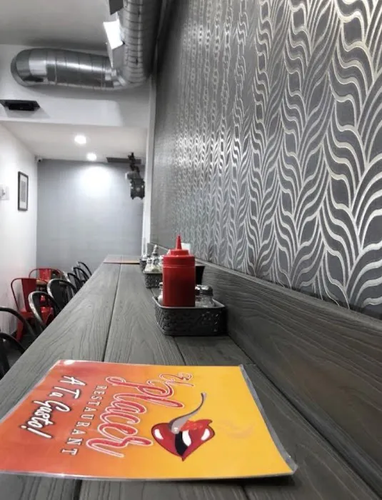 El Placer restaurant Picture 3