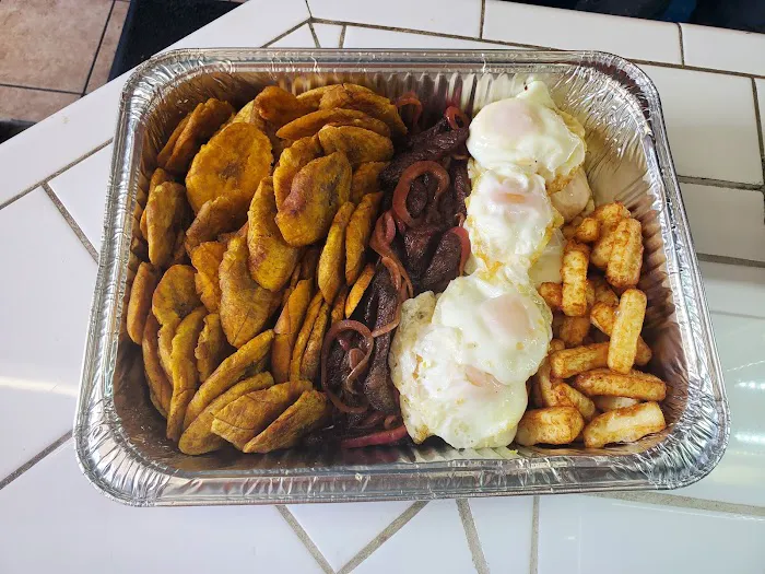 Antojitos del Mangu Restaurant Picture 10