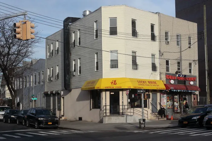 Lucky House Picture 1