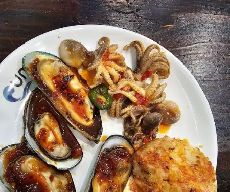 Umi Hotpot Sushi & Seafood Buffet