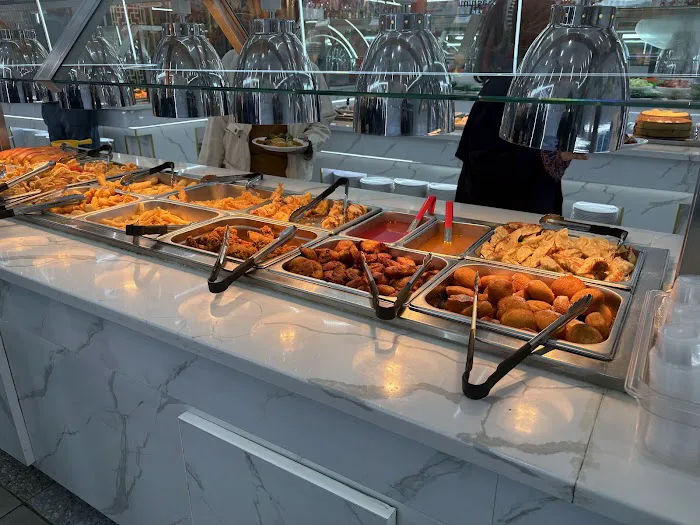 Umi Hotpot Sushi & Seafood Buffet Picture 5