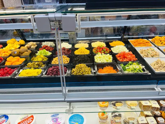 Izzy Hot Food Bar Juice Picture 8