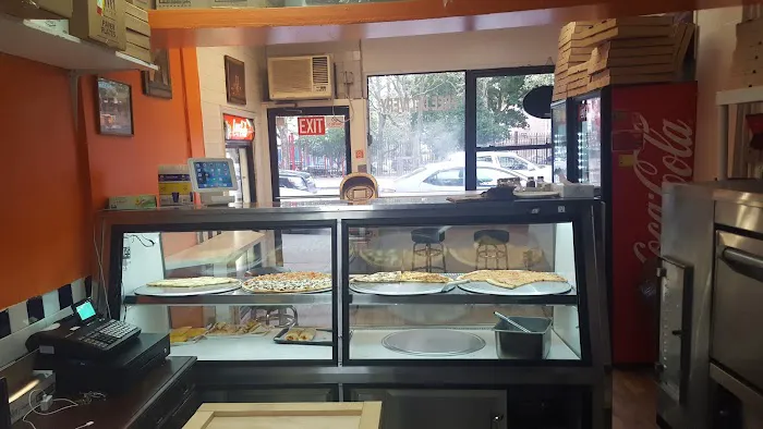 Mike's Pizza & Pasta Picture 6
