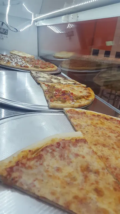 Mike's Pizza & Pasta Picture 7