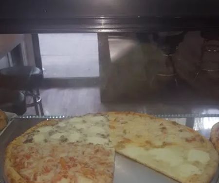 Mike's Pizza & Pasta