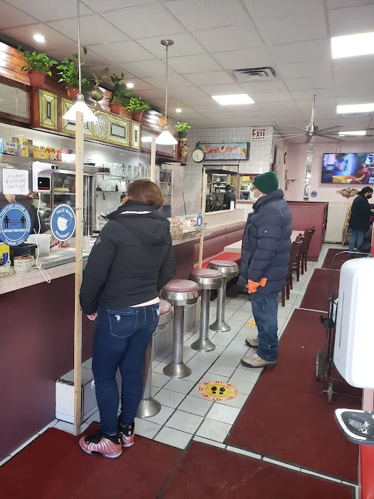 Golden Eagle II Diner Picture 2